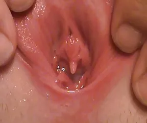 Posh brunette sec vang ang masturbates