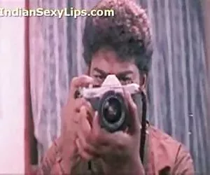 Châu á, cô gái được fuck trên các đi văng pim sec vang anh